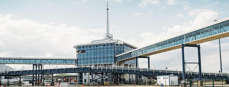 Das Terminal Gebäude im Mukran Port Fährhafen in Sassnitz. 